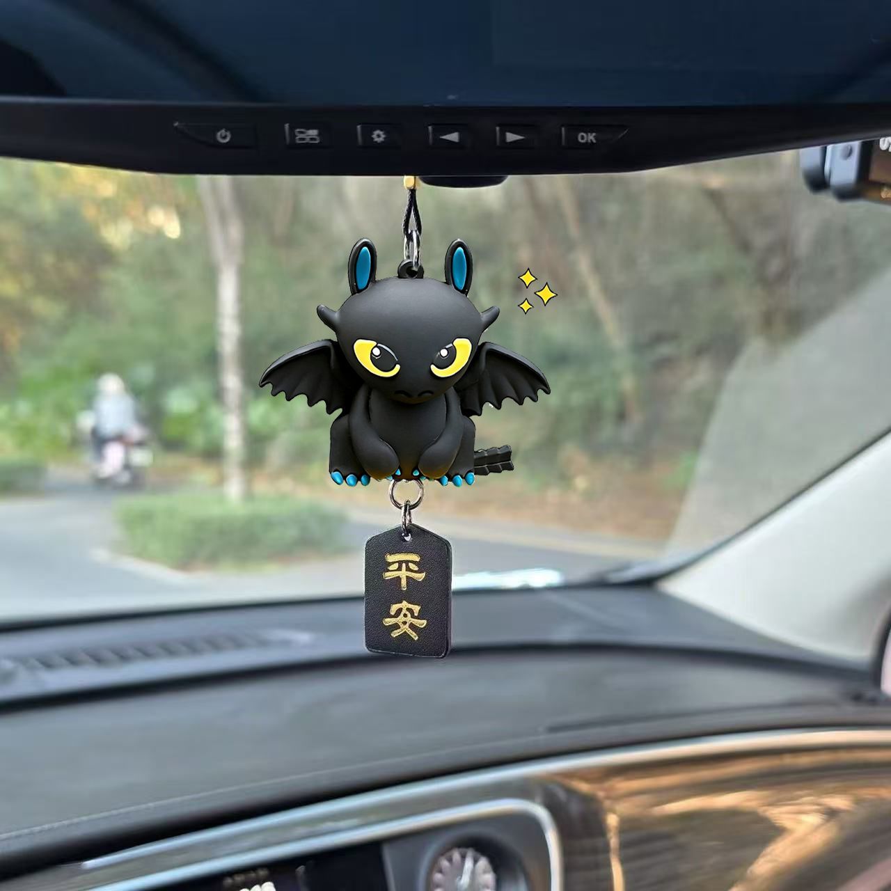 Car Accessories For Dashboard - Toothless car hanging doll, cute cartoon