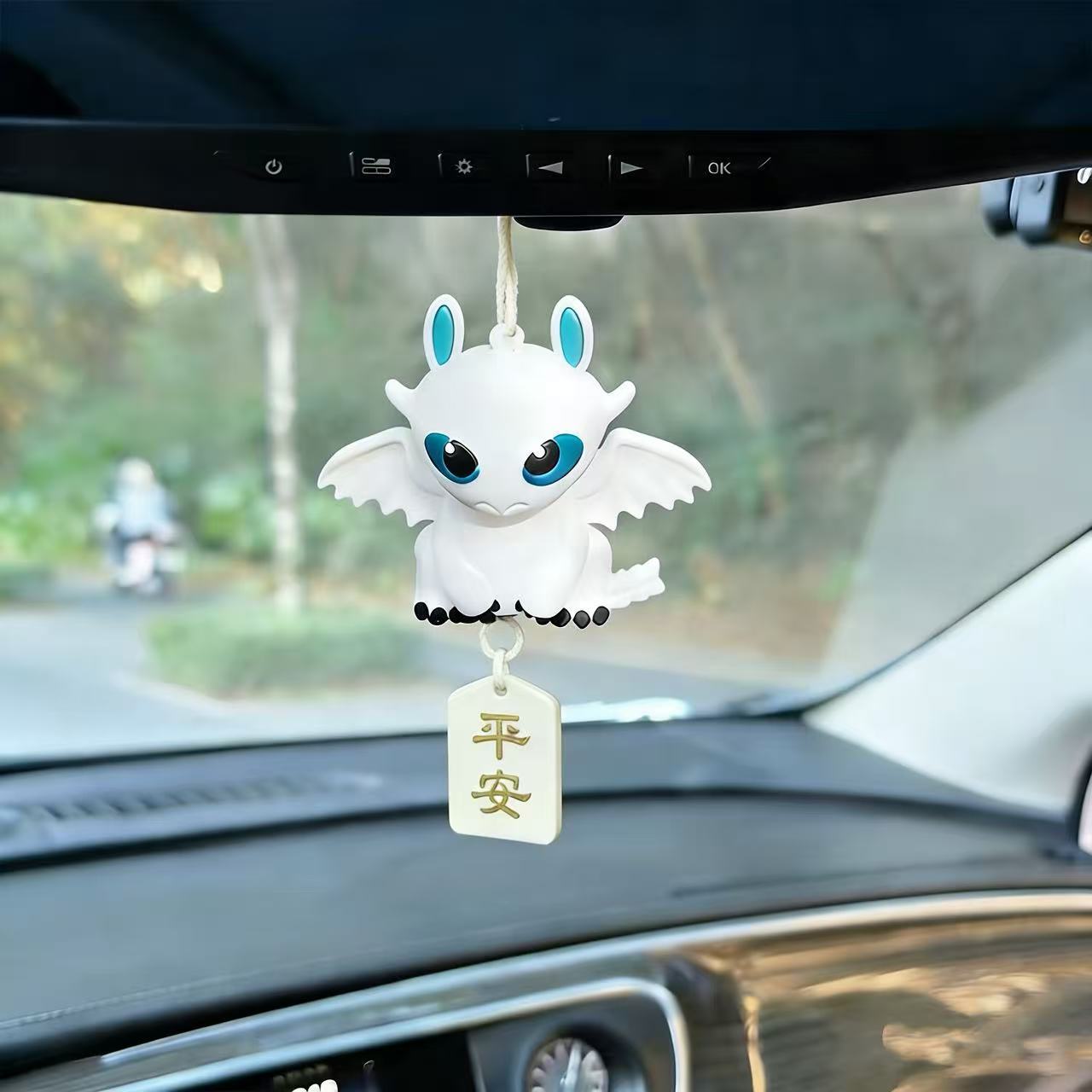 Toothless car hanging doll, cu - Car Accessories For Dashboard ulasan dan harga