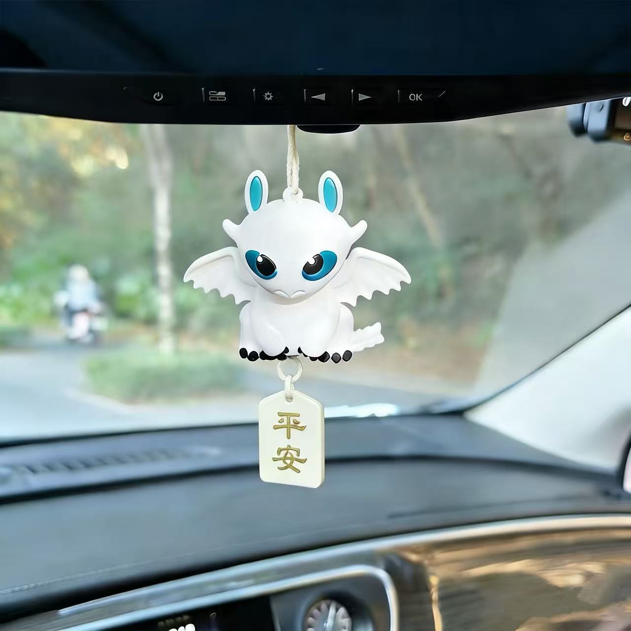 Toothless car hanging doll, cu - Car Accessories For Dashboard ulasan dan harga